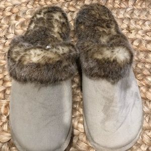 Restoration Hardware Slippers